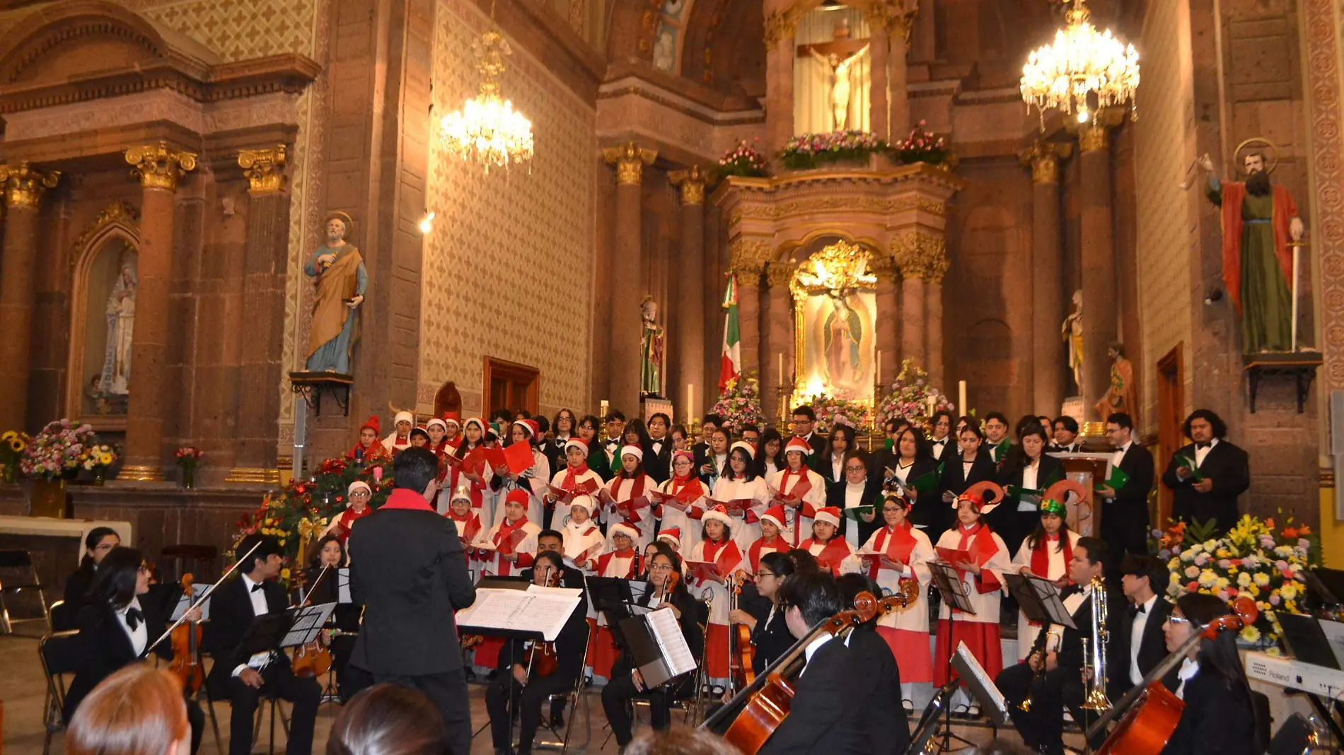 FOTO PRINCIPAL SJR Concierto de navidad en el templo guadalupano